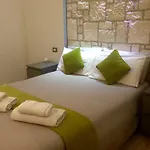 Donsanto Daire Taormina