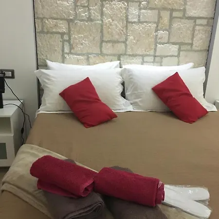 Donsanto * تاورمينا